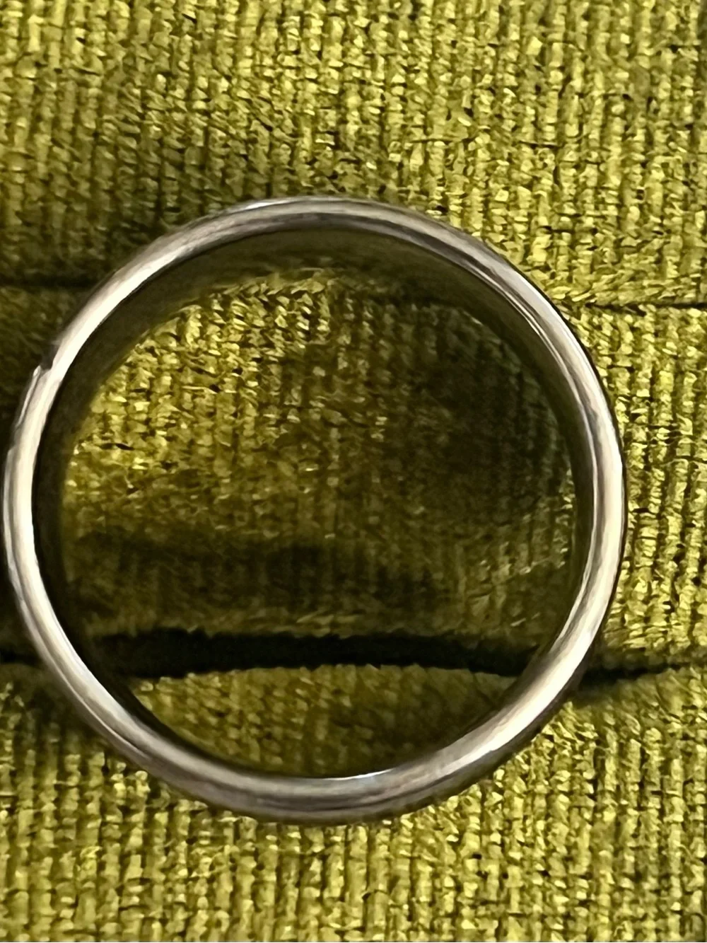 Titanium Steel Silver w/ Celtic Design Polished Finish 8mm Unisex Band Size 9
